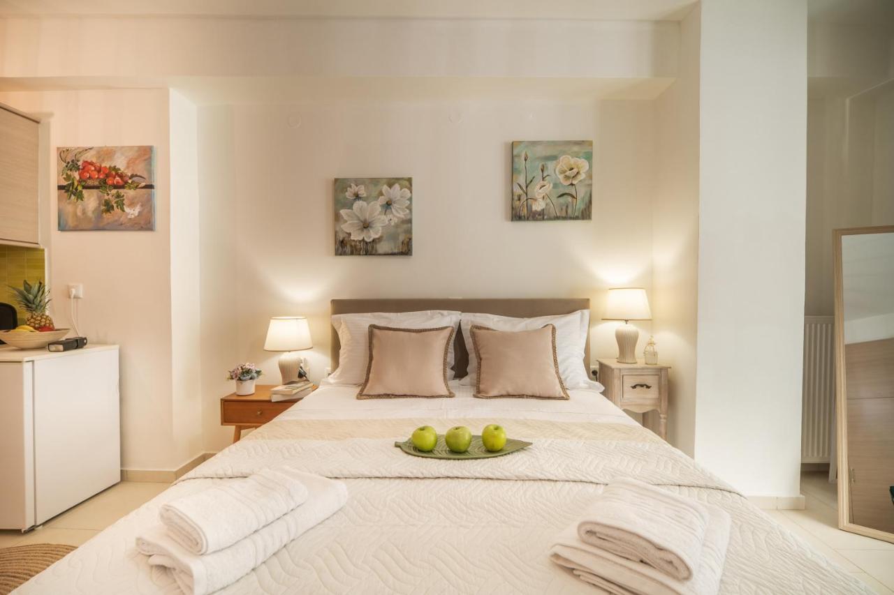 Myrtia Apartment Few Steps From The Sea ハニア エクステリア 写真